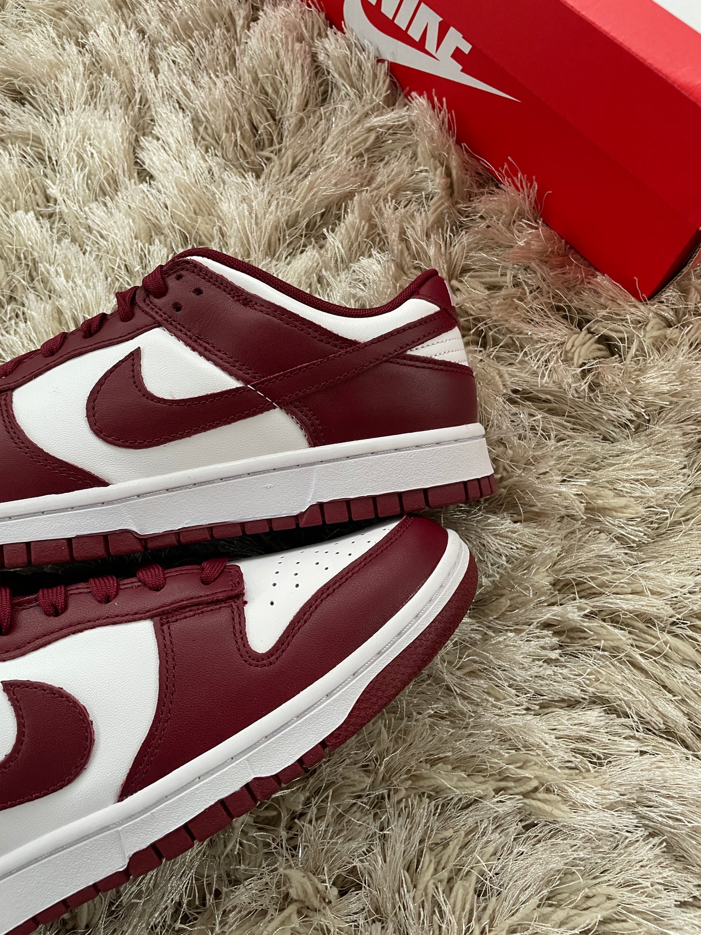 Nike Dunk Low Team Red