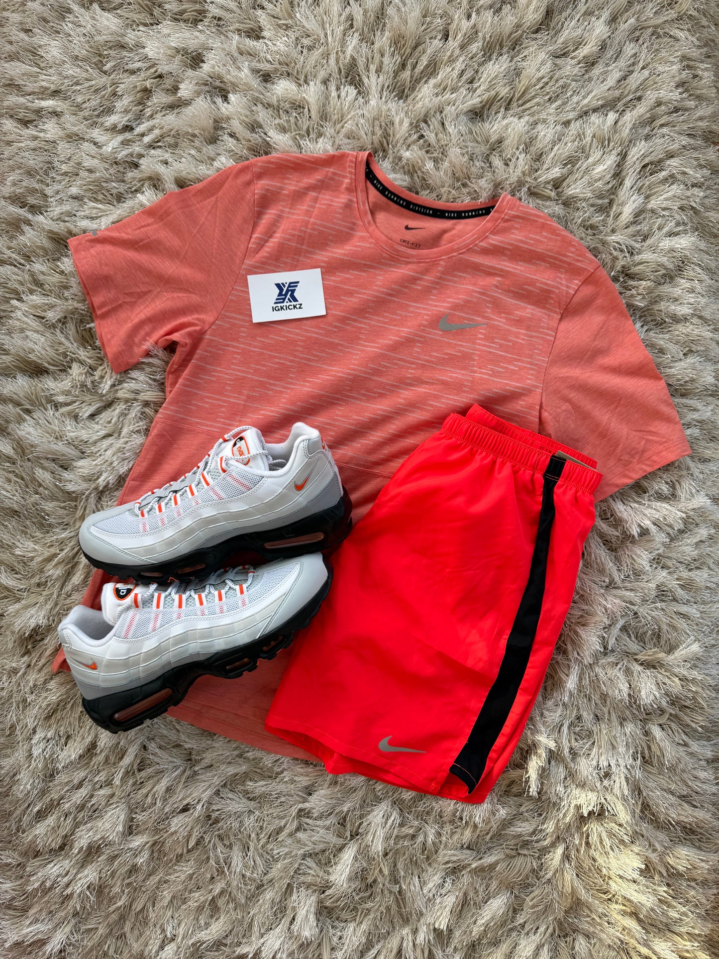 Nike Run Division Peach T-shirt Set